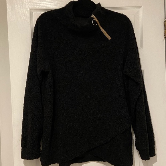 High Neck, Zipper Pullover Sweater - Picture 4 of 11